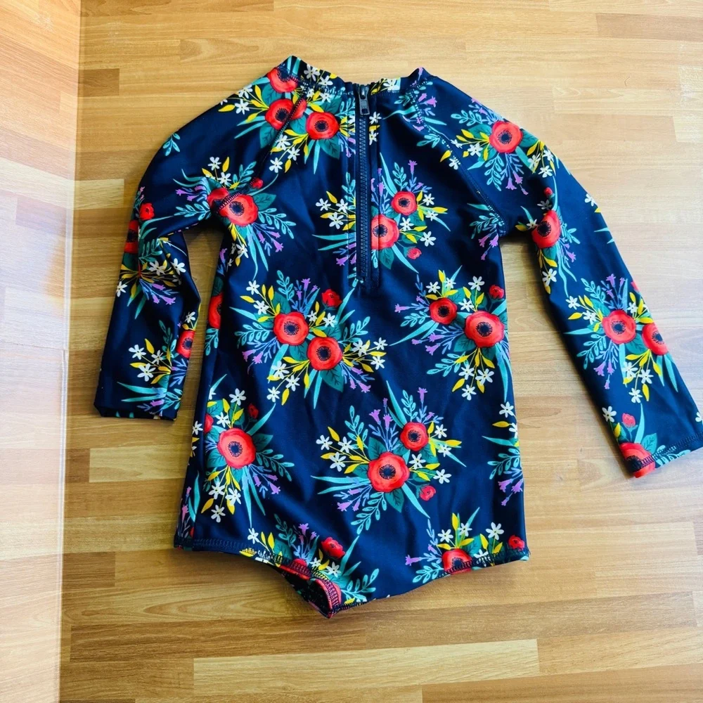 Girls swim shirt/bodysuit 4/5 floral with zipper